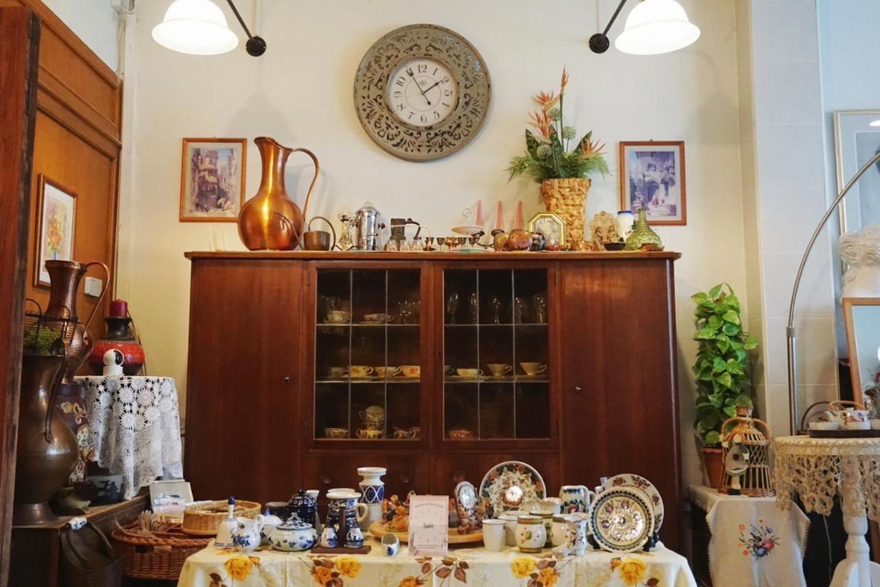 Manee Guesthouse And Record บ้านมานี Chiang Mai Dış mekan fotoğraf