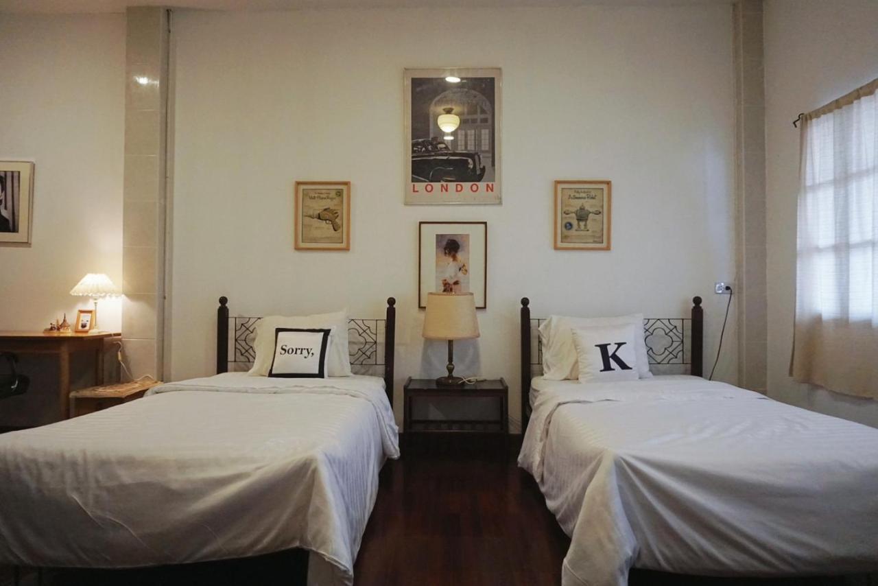 Manee Guesthouse And Record บ้านมานี Chiang Mai Dış mekan fotoğraf